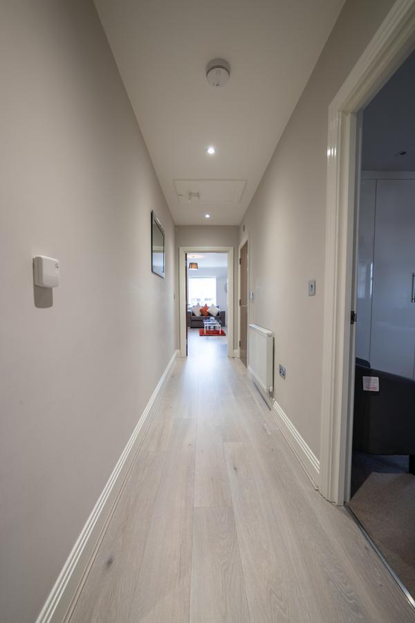 Helios Court Penthouse Serviced Apartment By Ferndale Maidenhead Esterno foto